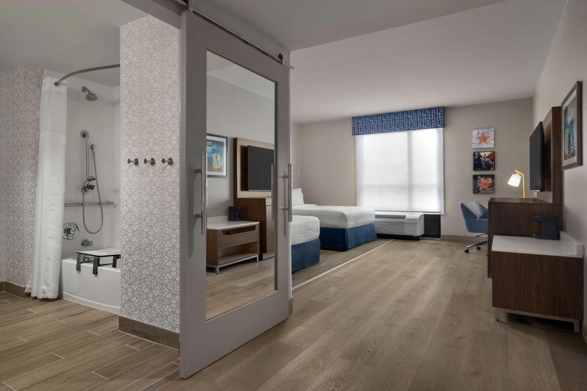 Hampton By Hilton East - Near Ut And Capitol 3*