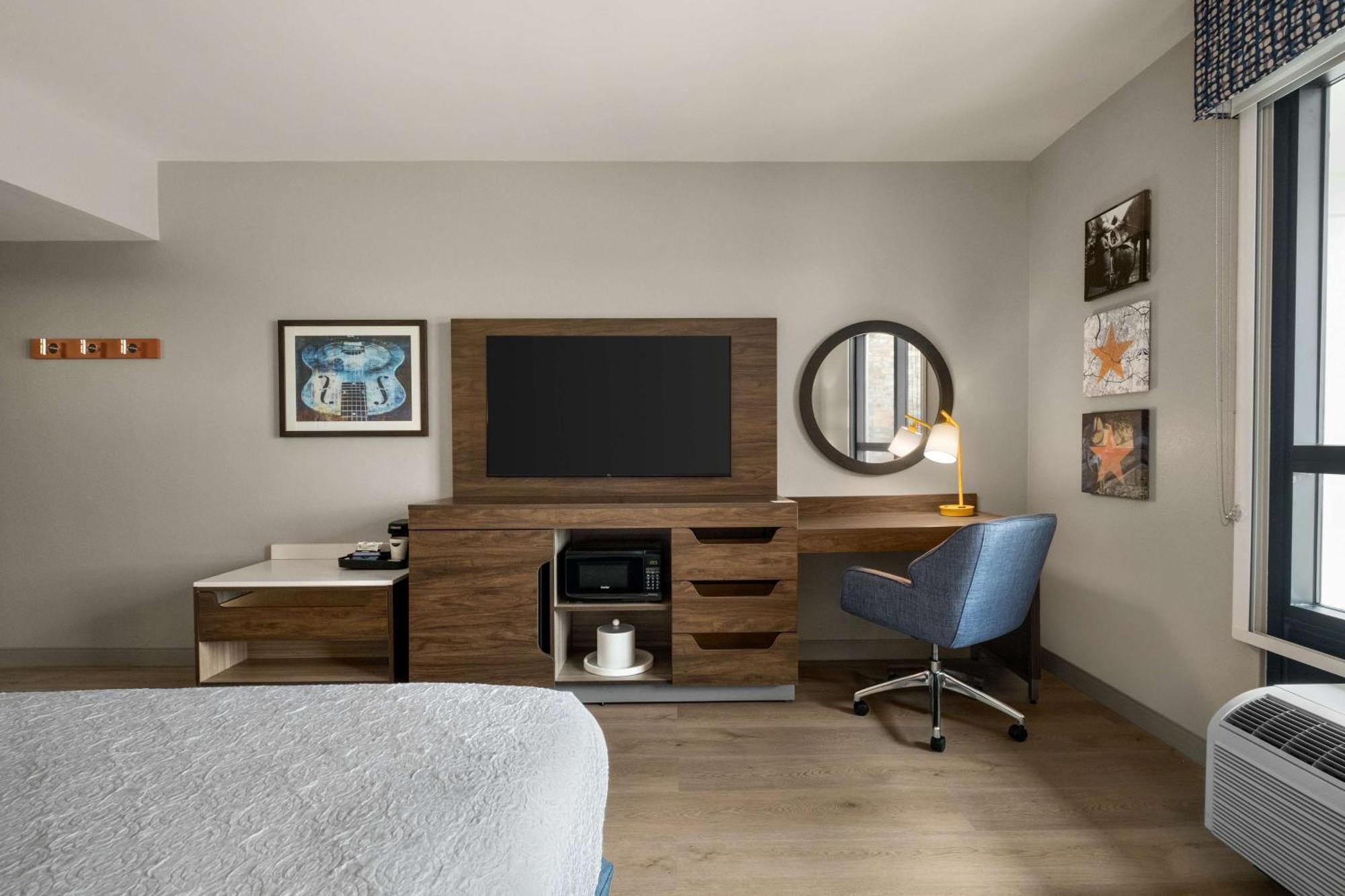 Hotel Hampton By Hilton East - Near Ut And Capitol