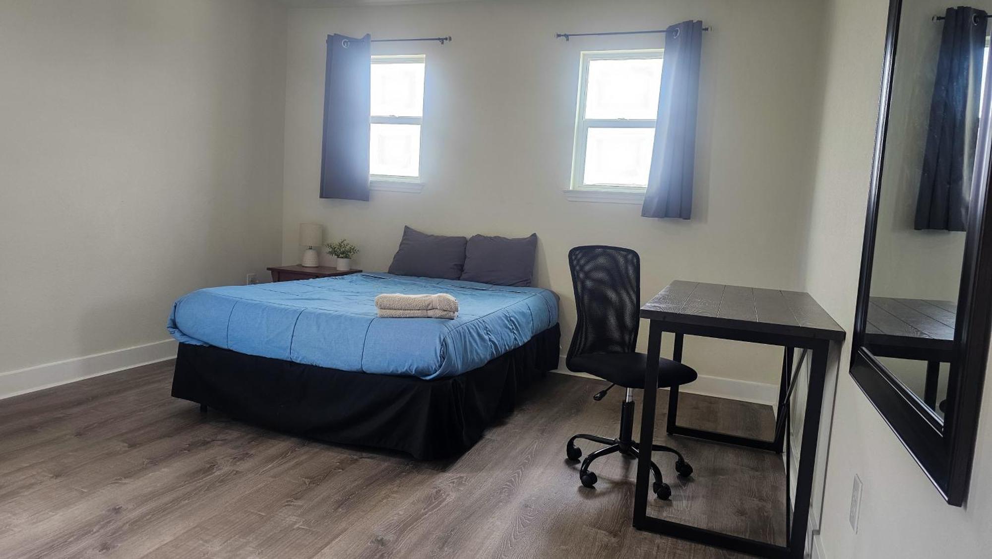 Holiday home Private Master Room Near Mckinney Falls & Airport *