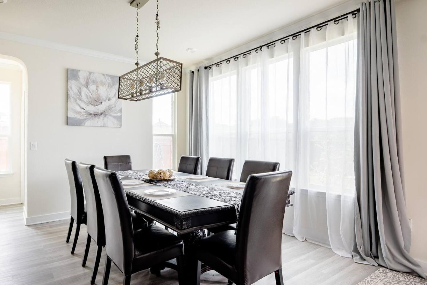 Holiday home Private Master Room Near Mckinney Falls & Airport