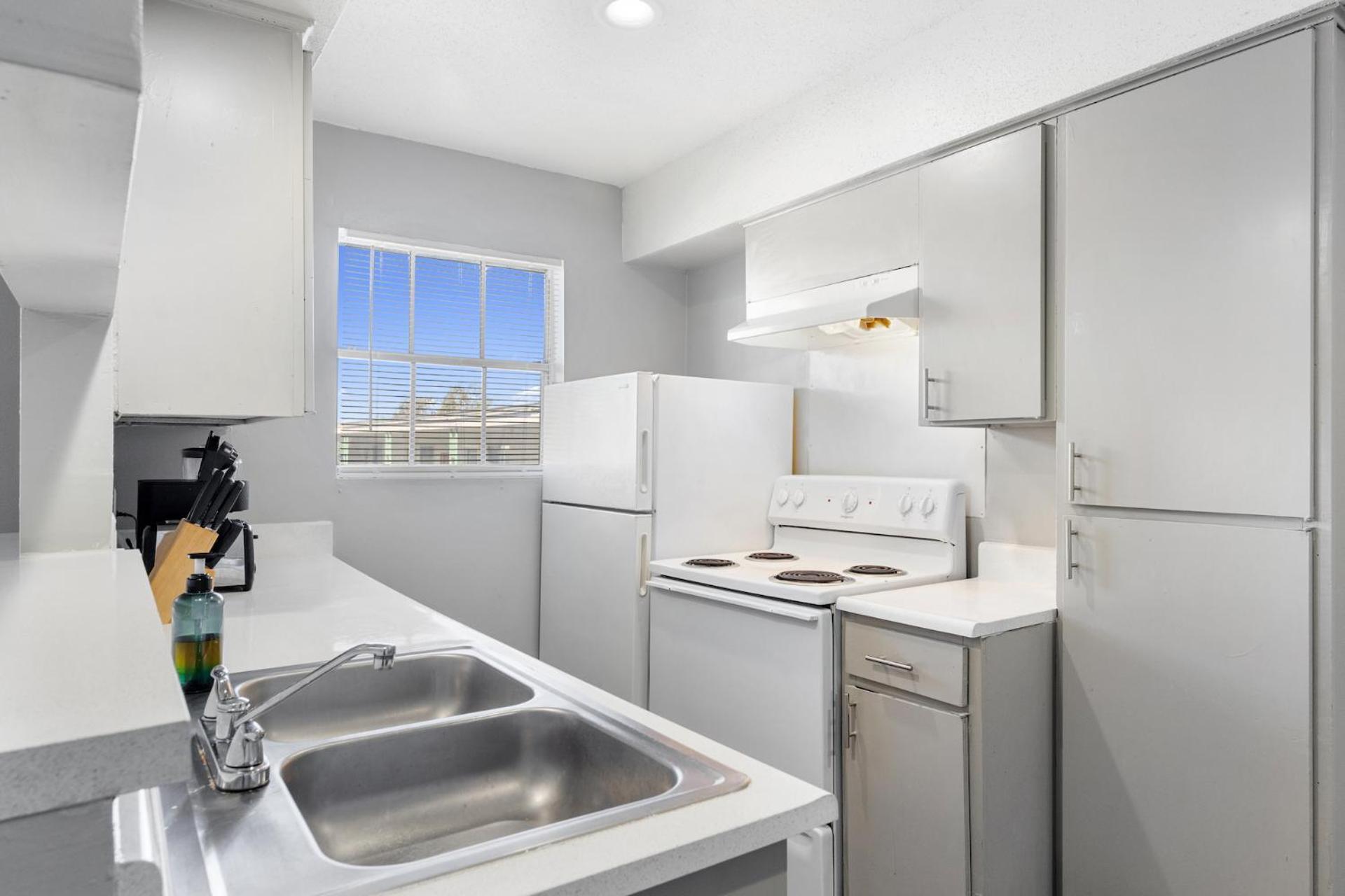 Apartment Furnished In Hydepark