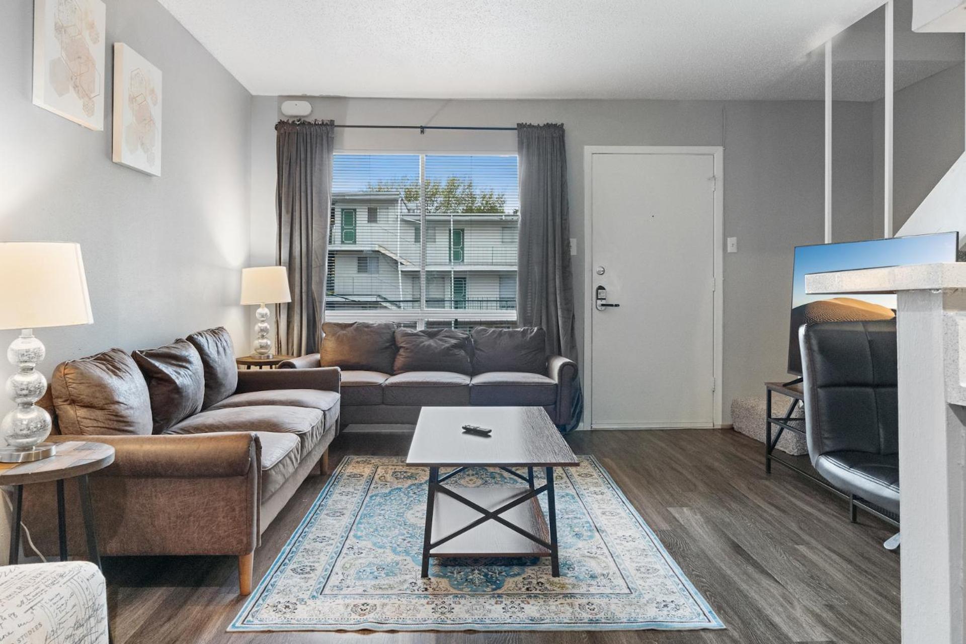 Furnished In Hydepark Apartment Austin