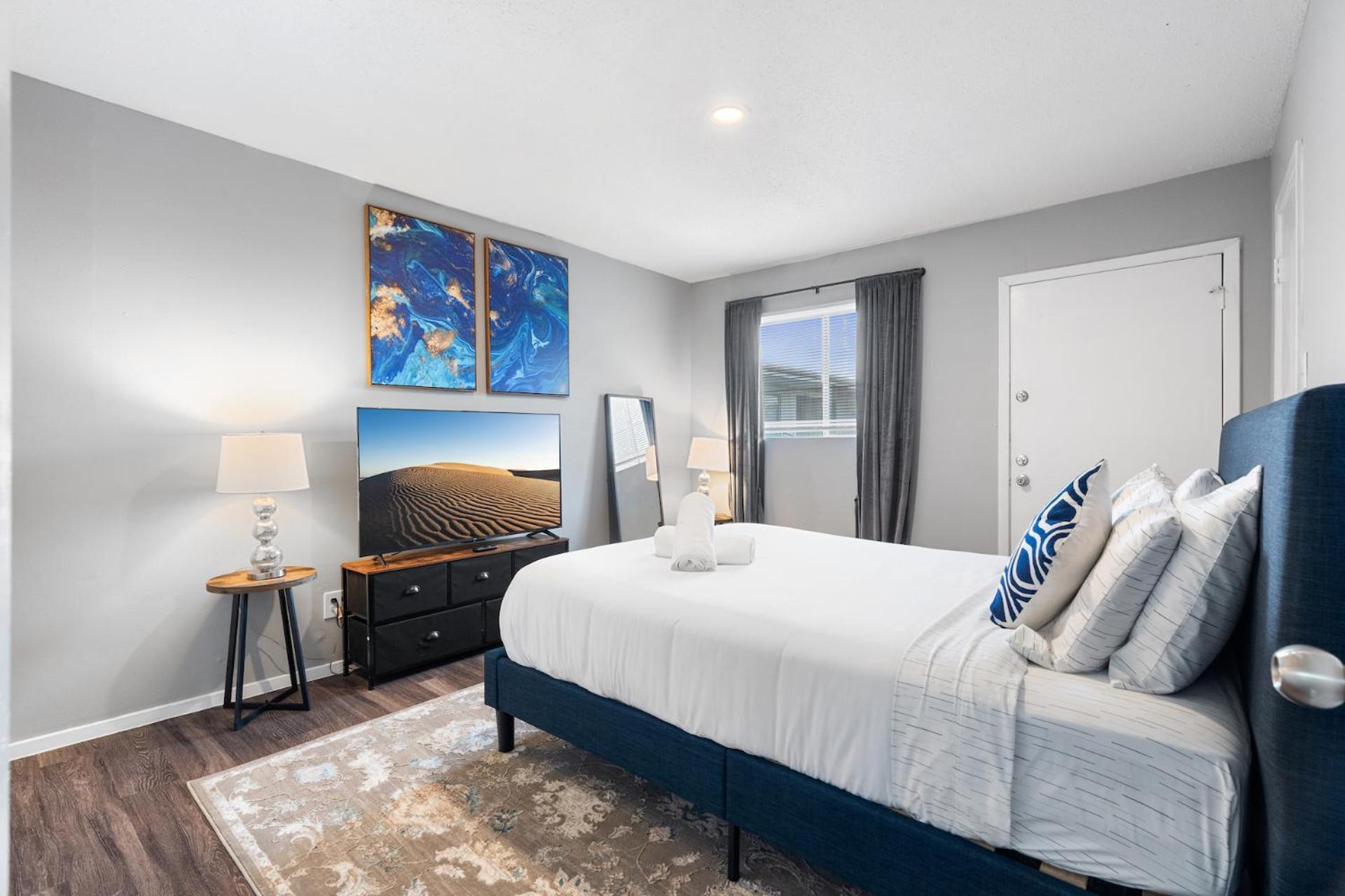 Furnished In Hydepark Apartment *
