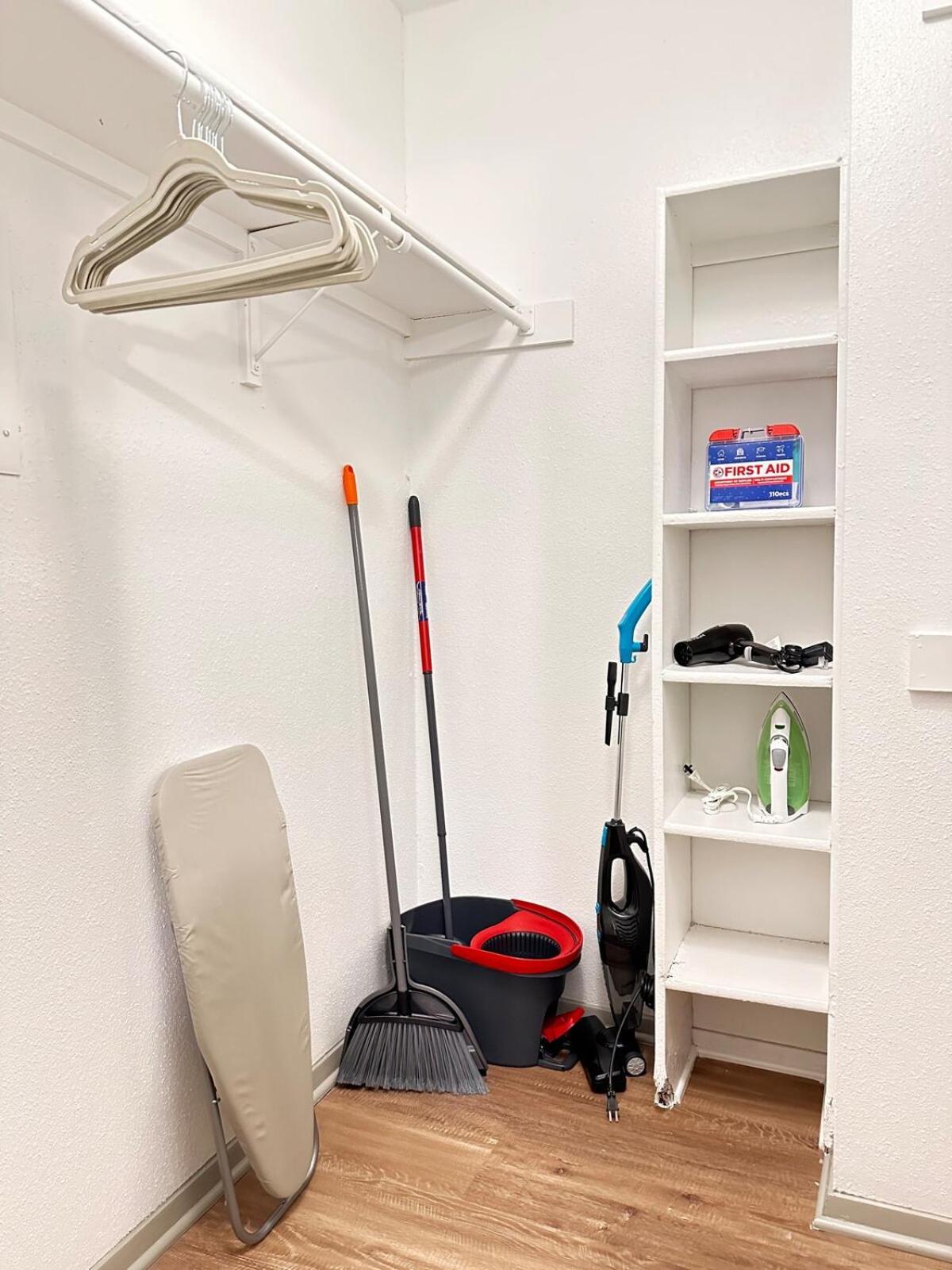 Stylish 1 Bedroom At Sola, 5 Minutes To Downtown Austin
