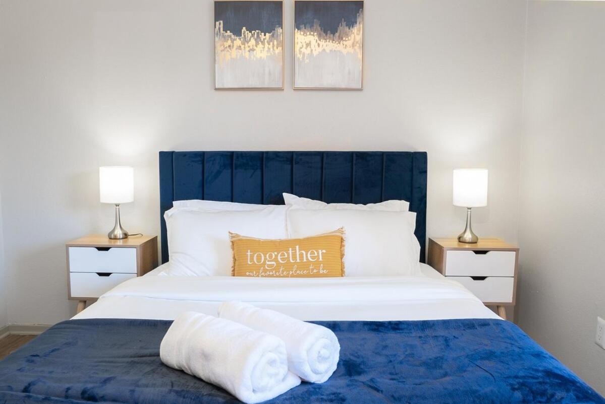 Stylish 1 Bedroom At Sola, 5 Minutes To Downtown *