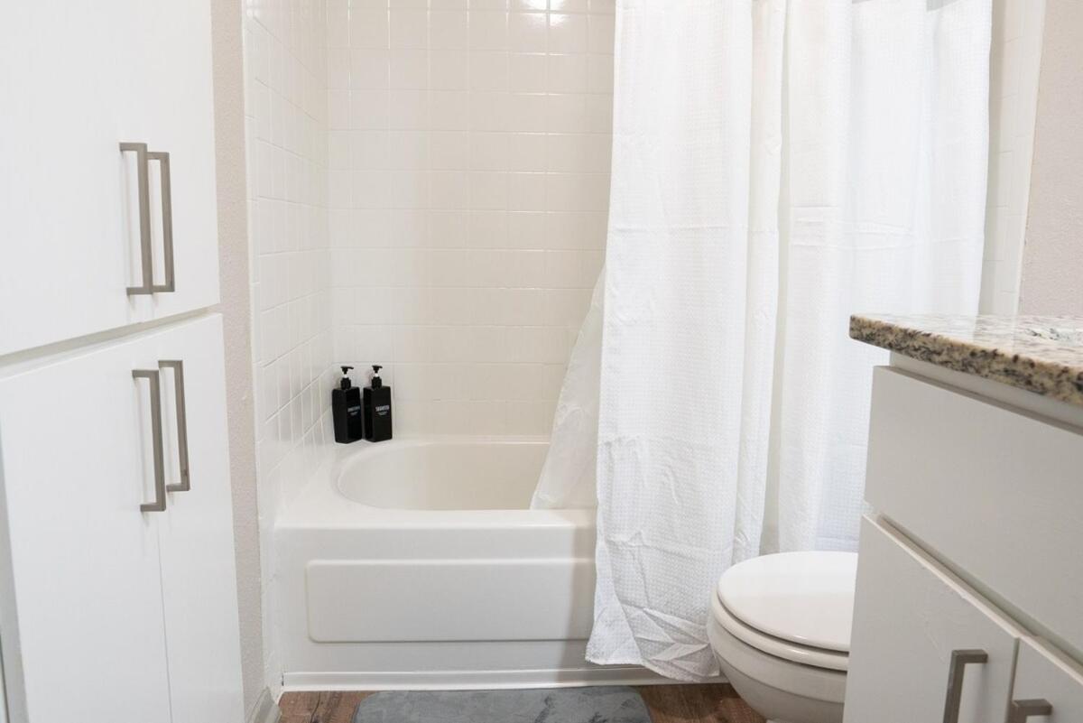 Modern And Comfortable 1br With Gym And Pool *