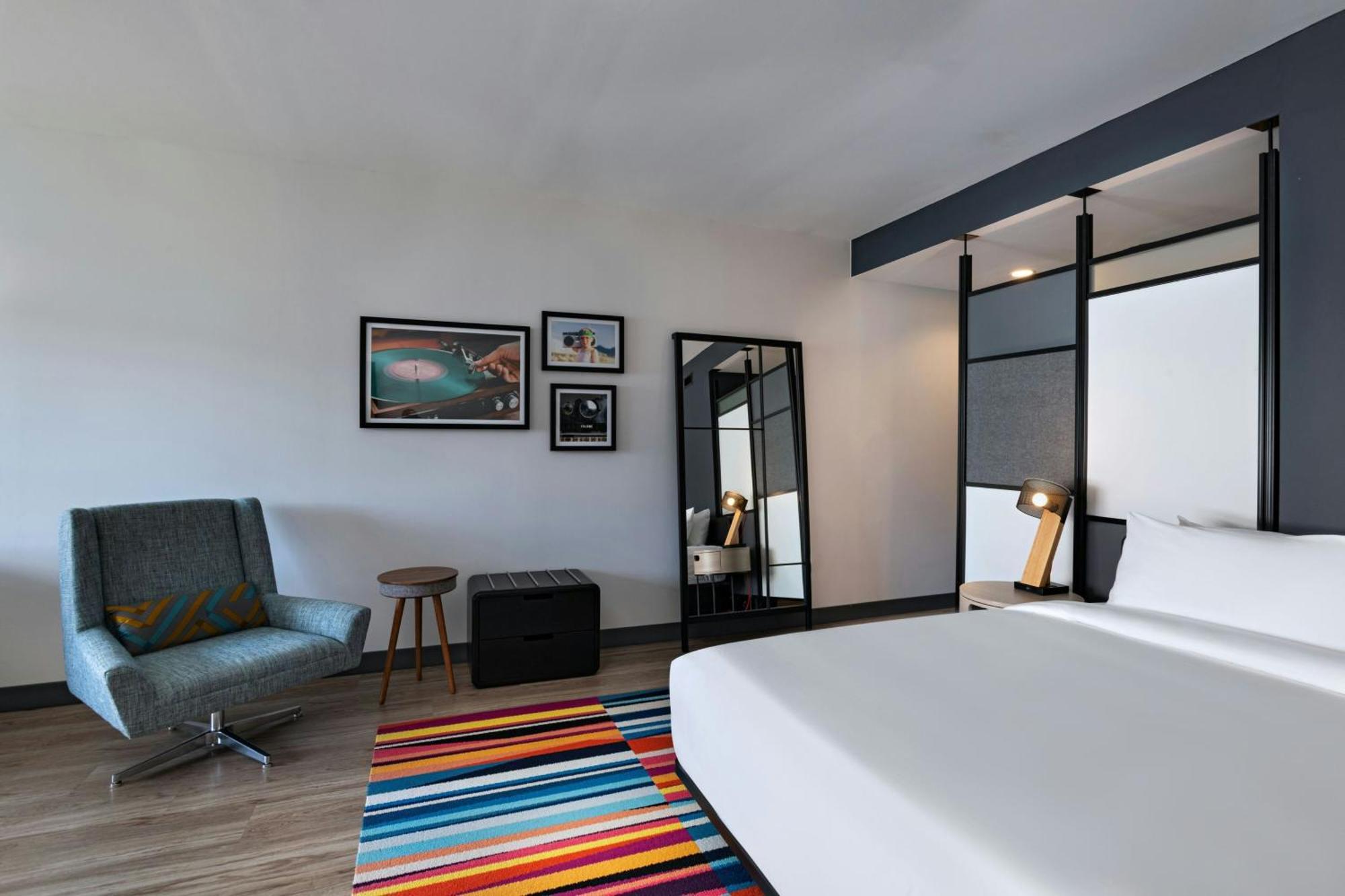 Aloft Southwest Hotel 3*