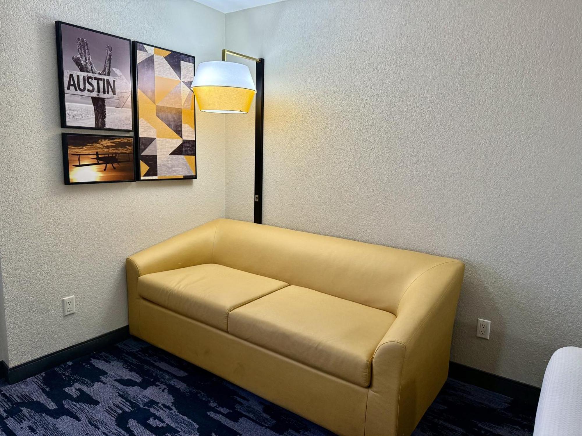 La Quinta By Wyndham Southwest Hotel Austin