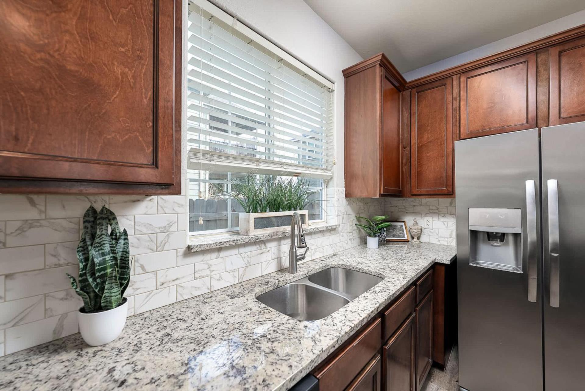 East Family - 5 Mins From Downtown * Austin