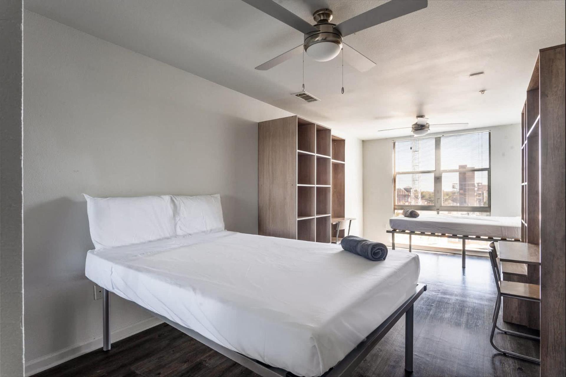 Upstay 4br W Gym Access Pool & Game Austin