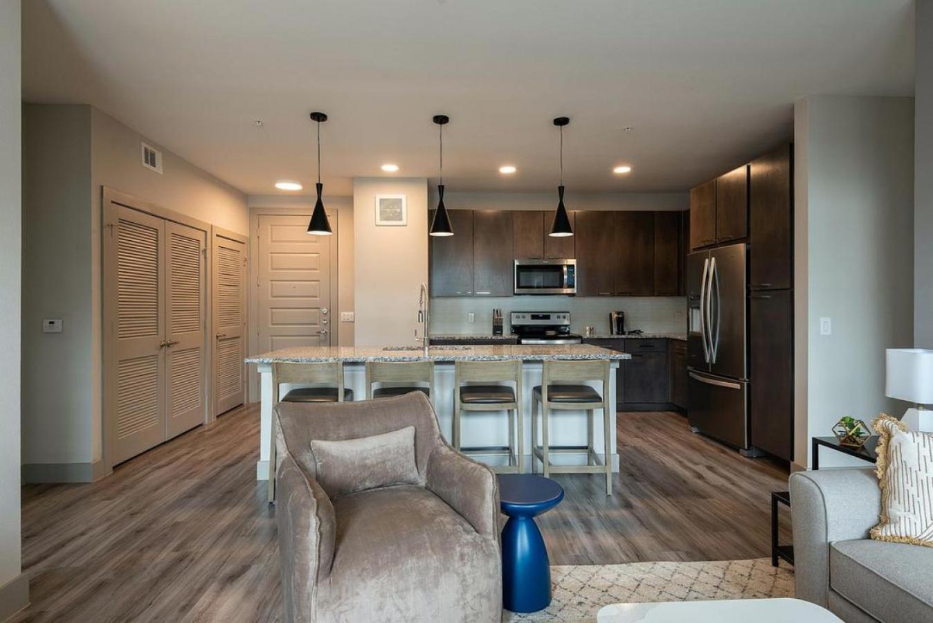 Landing - Modern With Amazing Amenities * Austin