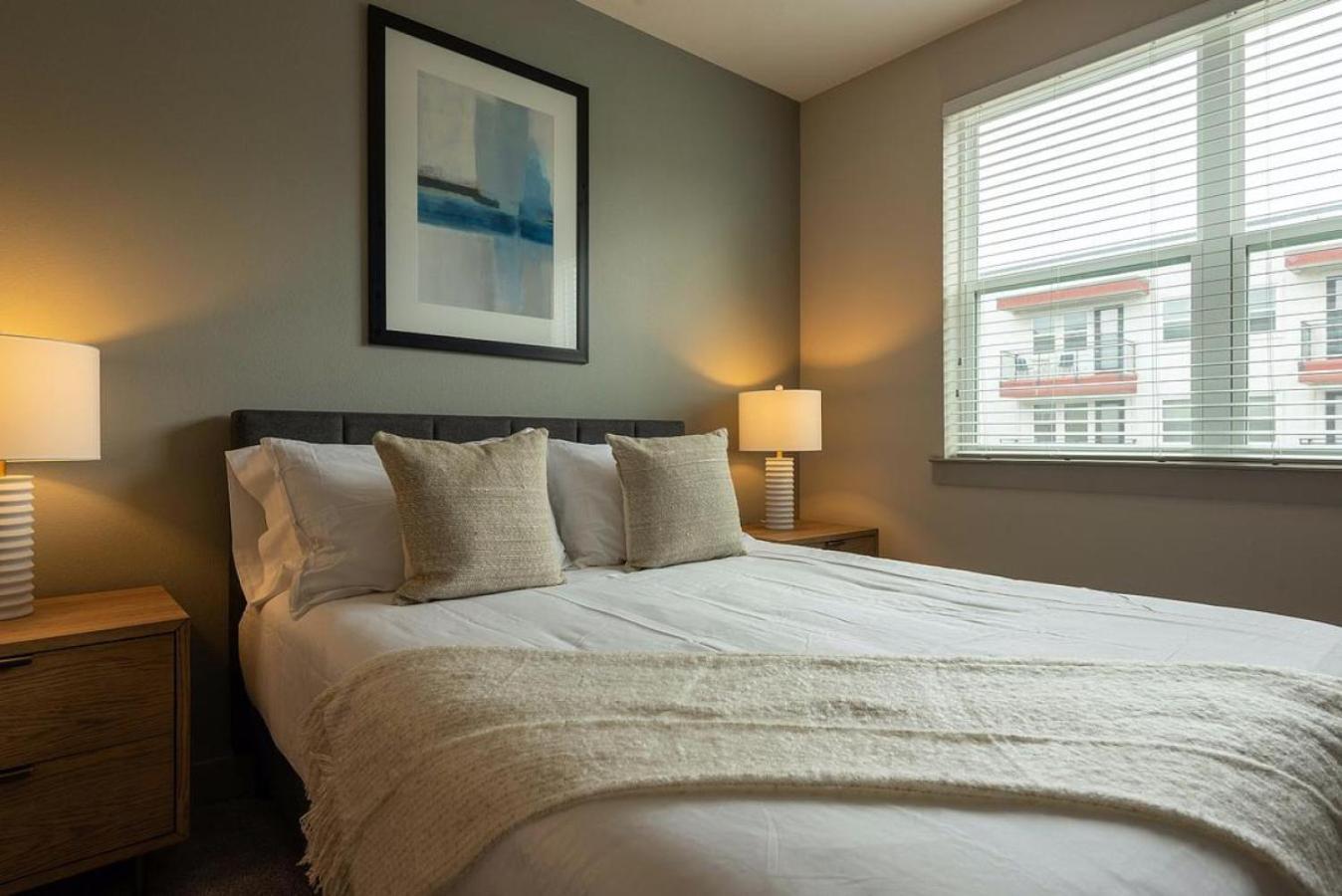 Landing - Modern With Amazing Amenities Apartment *