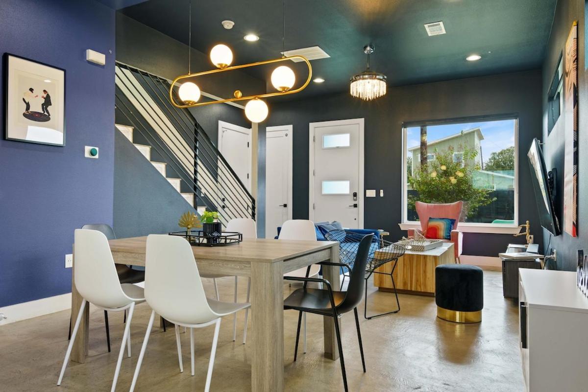 Luxury Near Downtown & Airport!