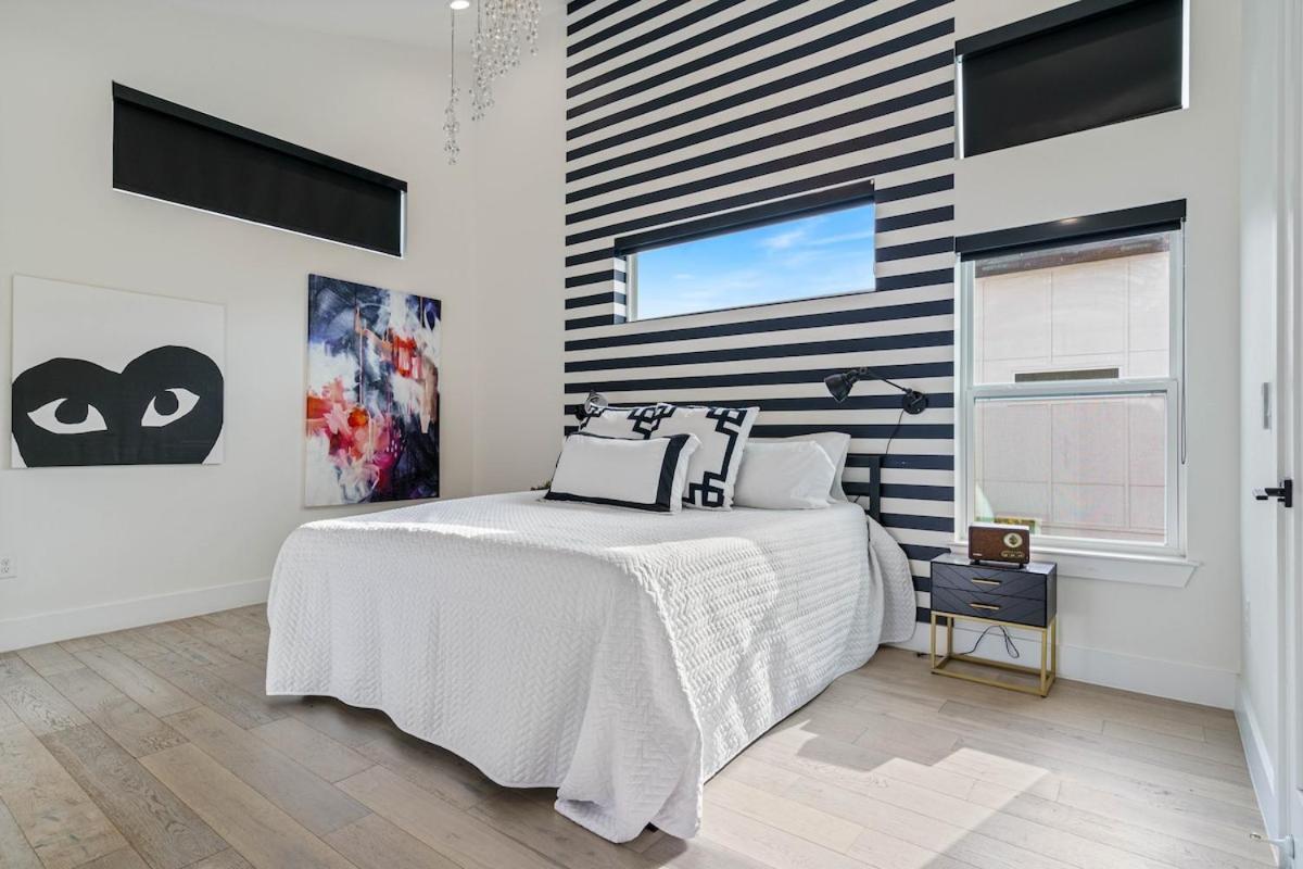 Luxury Near Downtown & Airport! * Austin