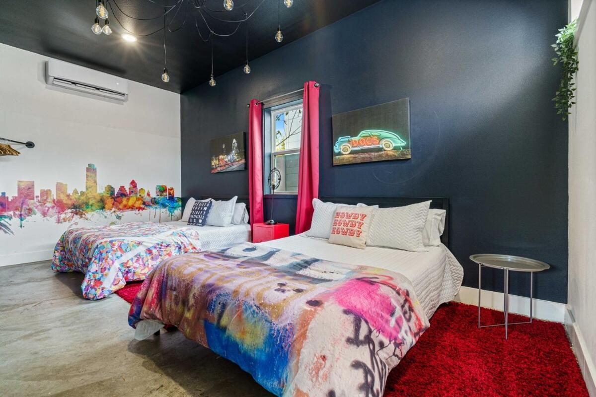 Luxury Near Downtown & Airport!
