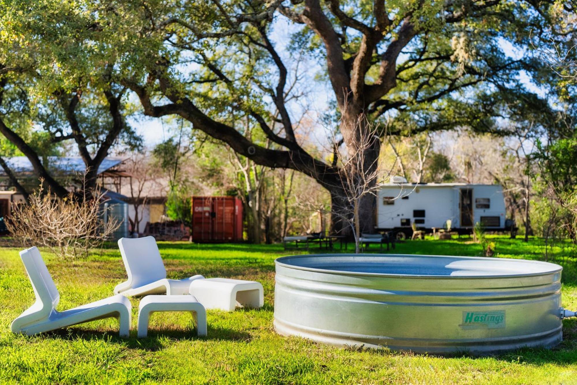 Holiday home Cozy Tiny On An Eco Farm Huge Yard *