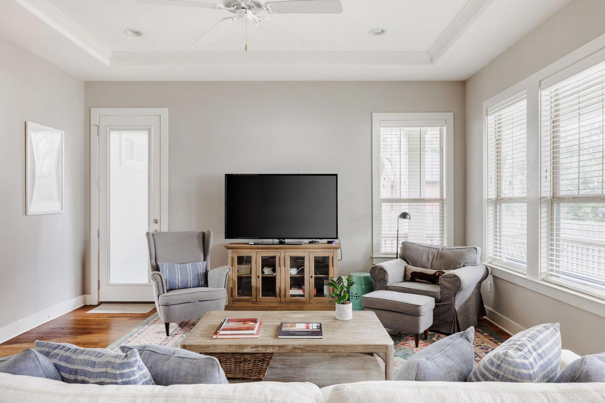 South Congress Craftsman Holiday home *