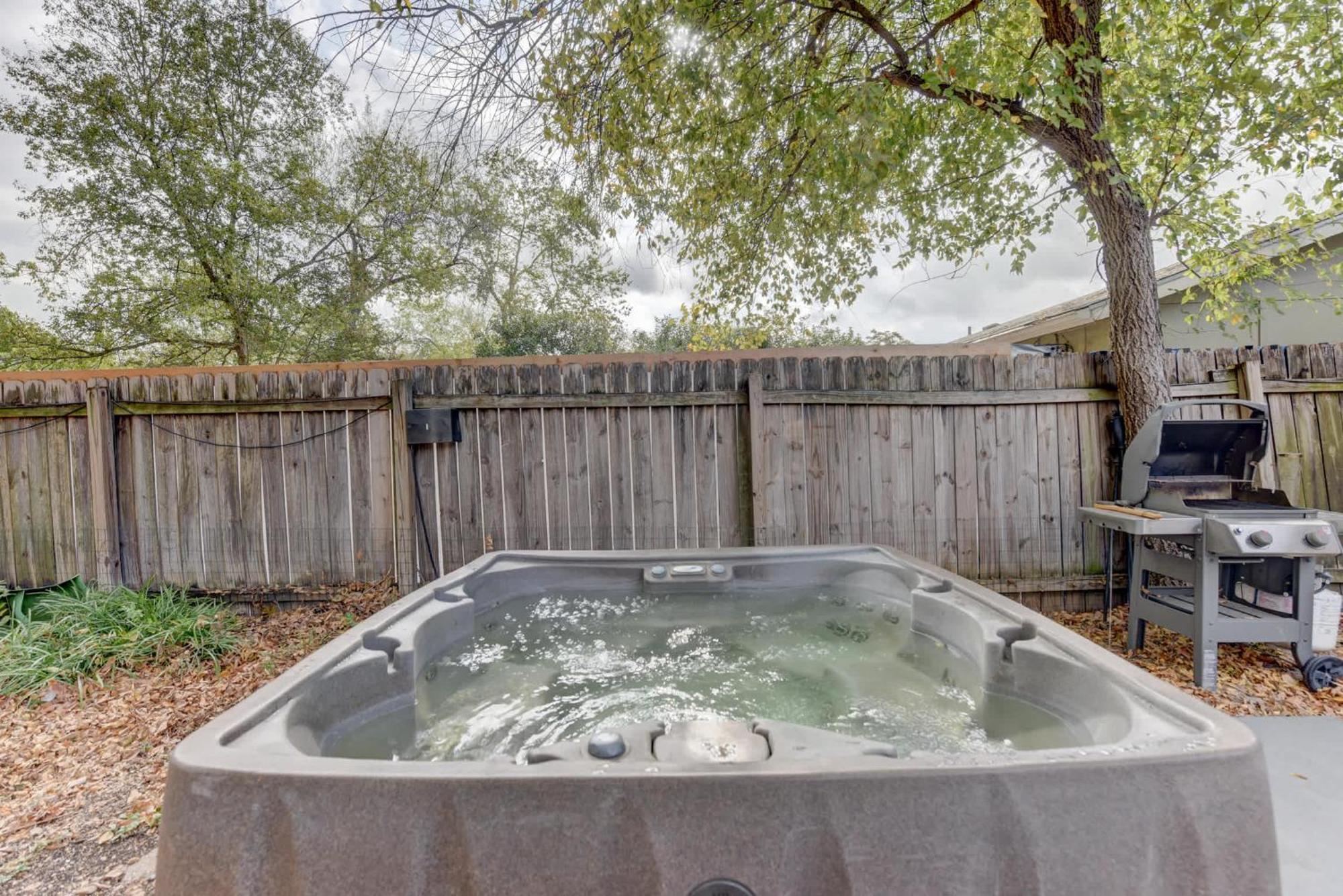 Prime - Jacuzzi Firepit And Bbq Holiday home Austin