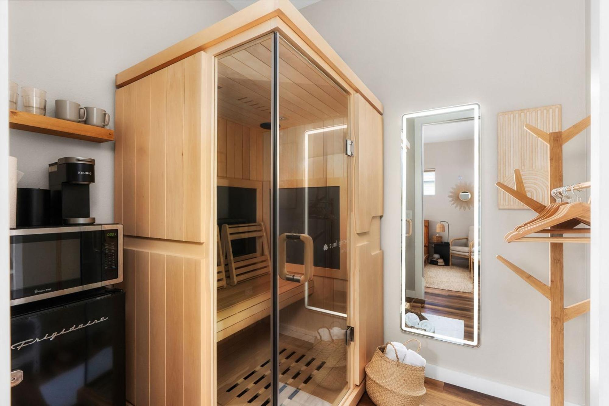 Holiday home East Side Sanctuary Hot Tub Sauna Austin