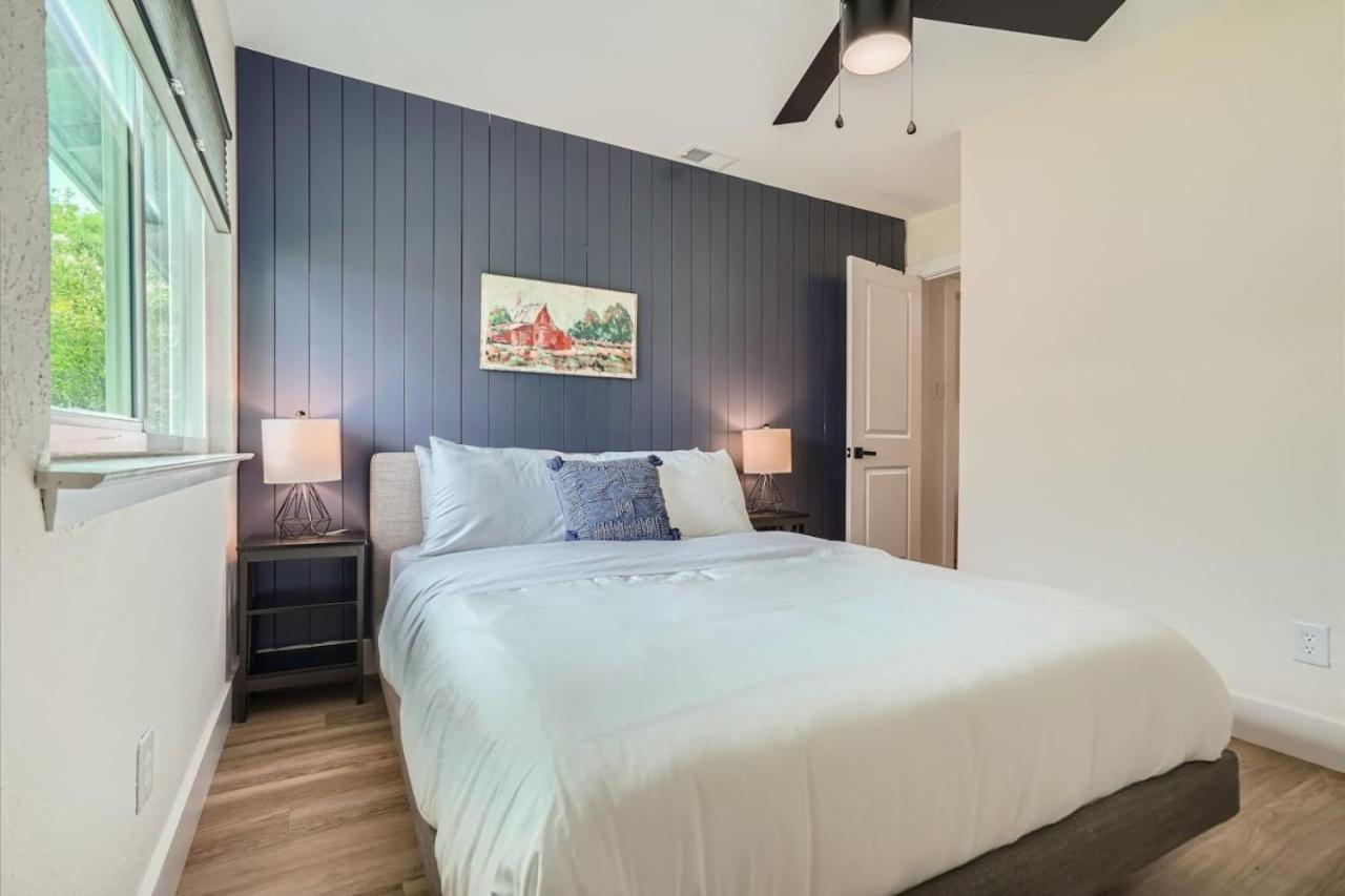 South Bachelorette Hideaway - Sleeps 8