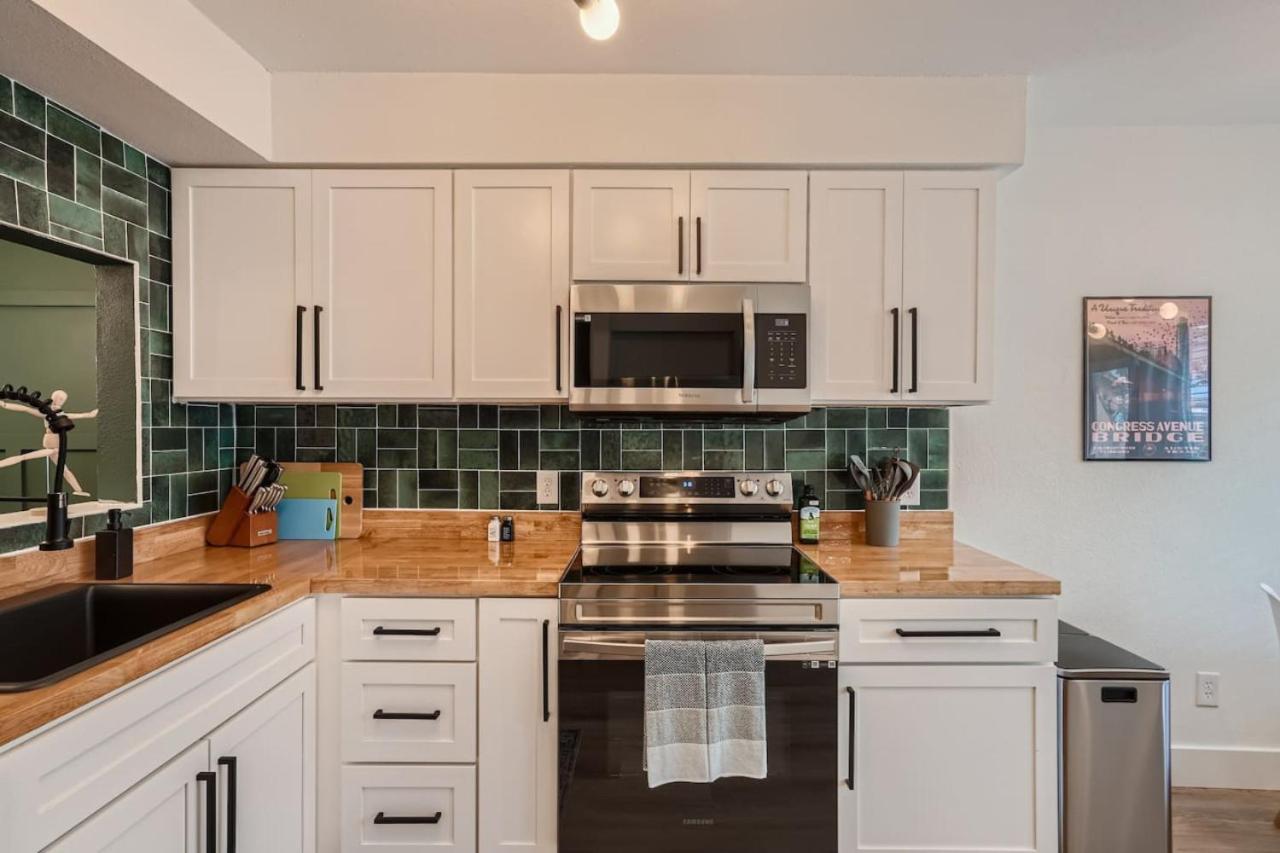 South Bachelorette Hideaway - Sleeps 8 Holiday home