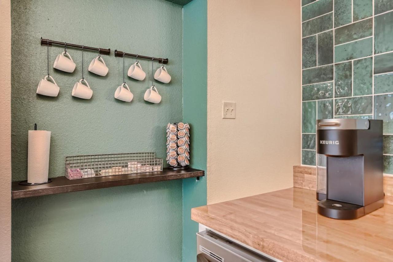 South Bachelorette Hideaway - Sleeps 8