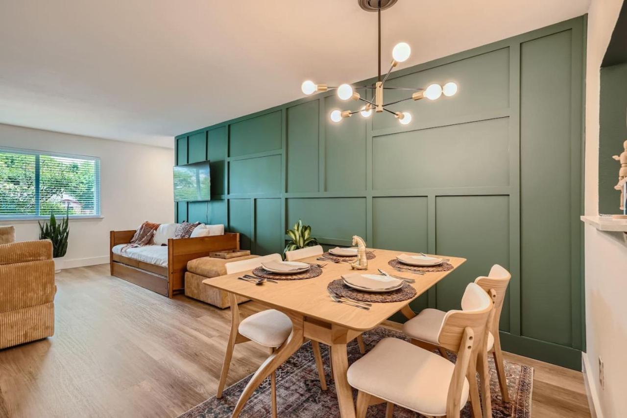 South Bachelorette Hideaway - Sleeps 8 Holiday home *