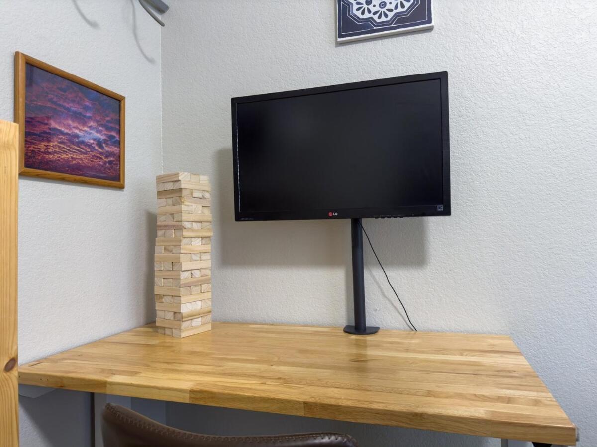 Holiday home Svens Castle Modern Games 5 Miles To Downtown Atx Austin