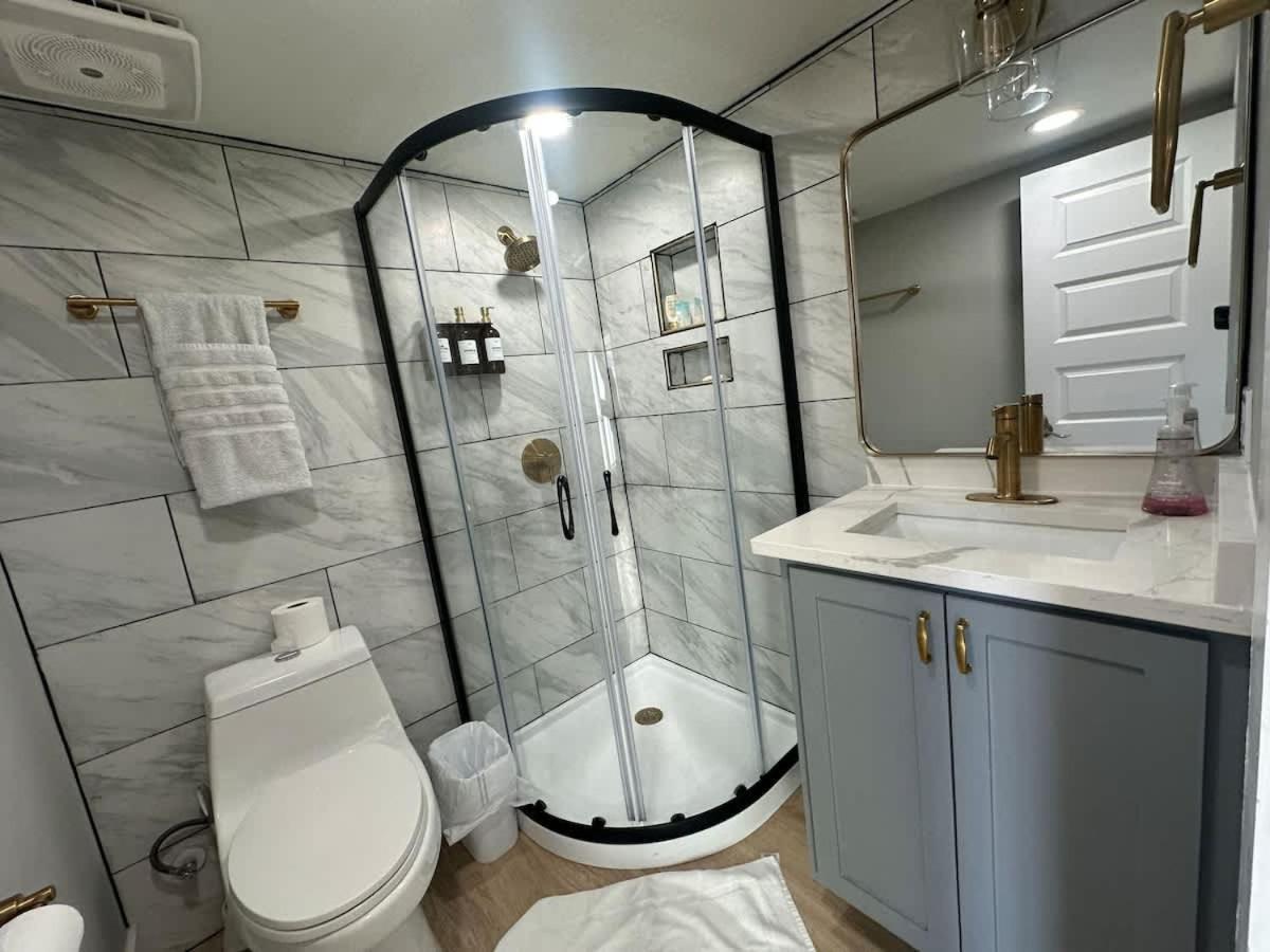 Holiday home Private In Shared Tiny Austin