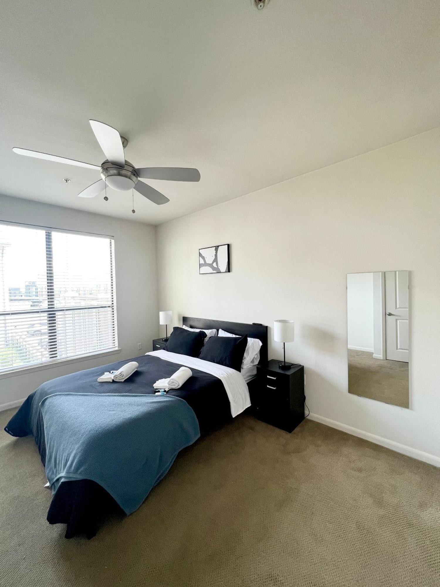 Domain Modern 1 Bedroom *