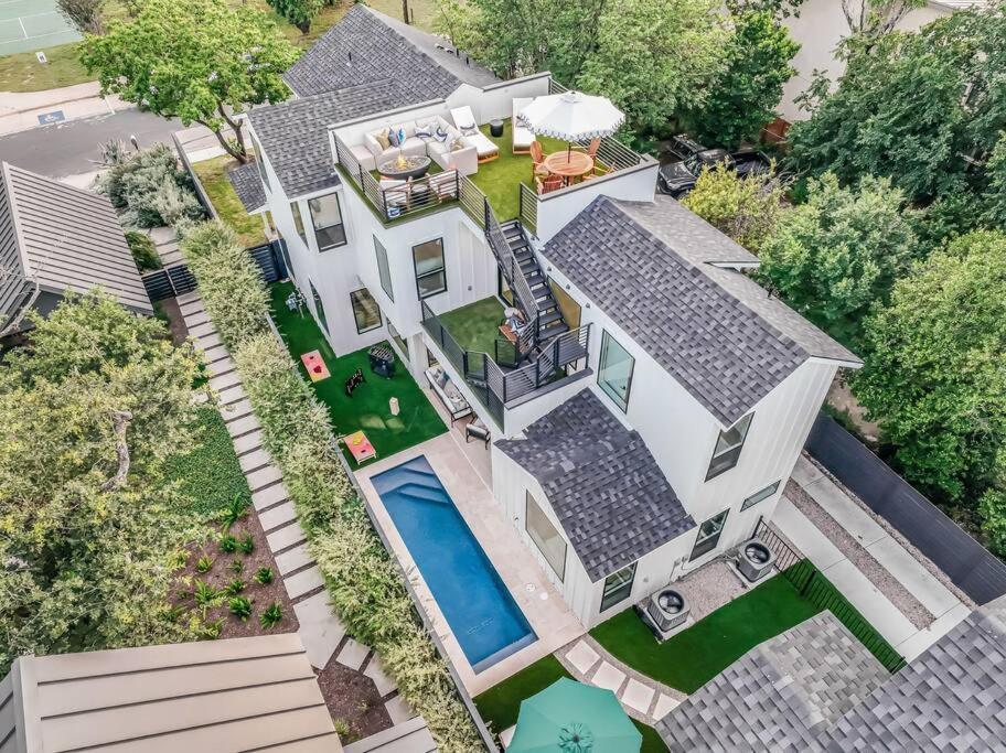 Clarksville Mansion With Breathtaking Skyline View *