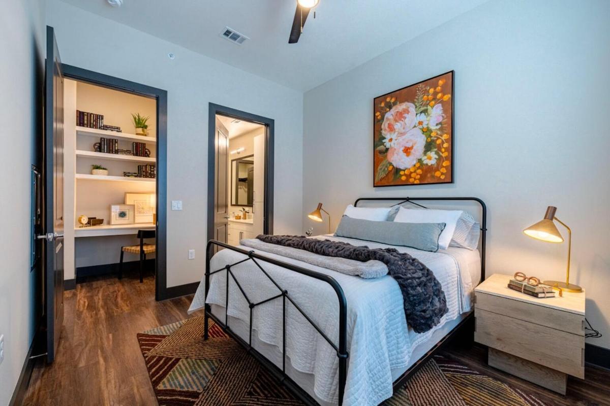 Chic Fast Wifi & Free Parking * Austin