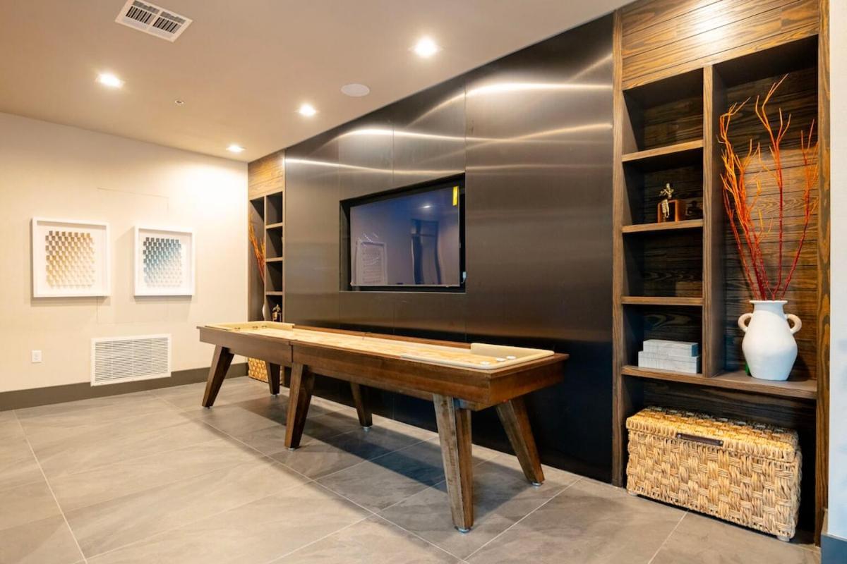 Apartment Chic Fast Wifi & Free Parking Austin