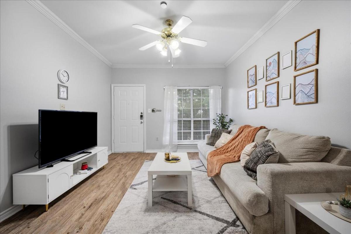Cozy 2b 2b-pool Heart Of Apartment
