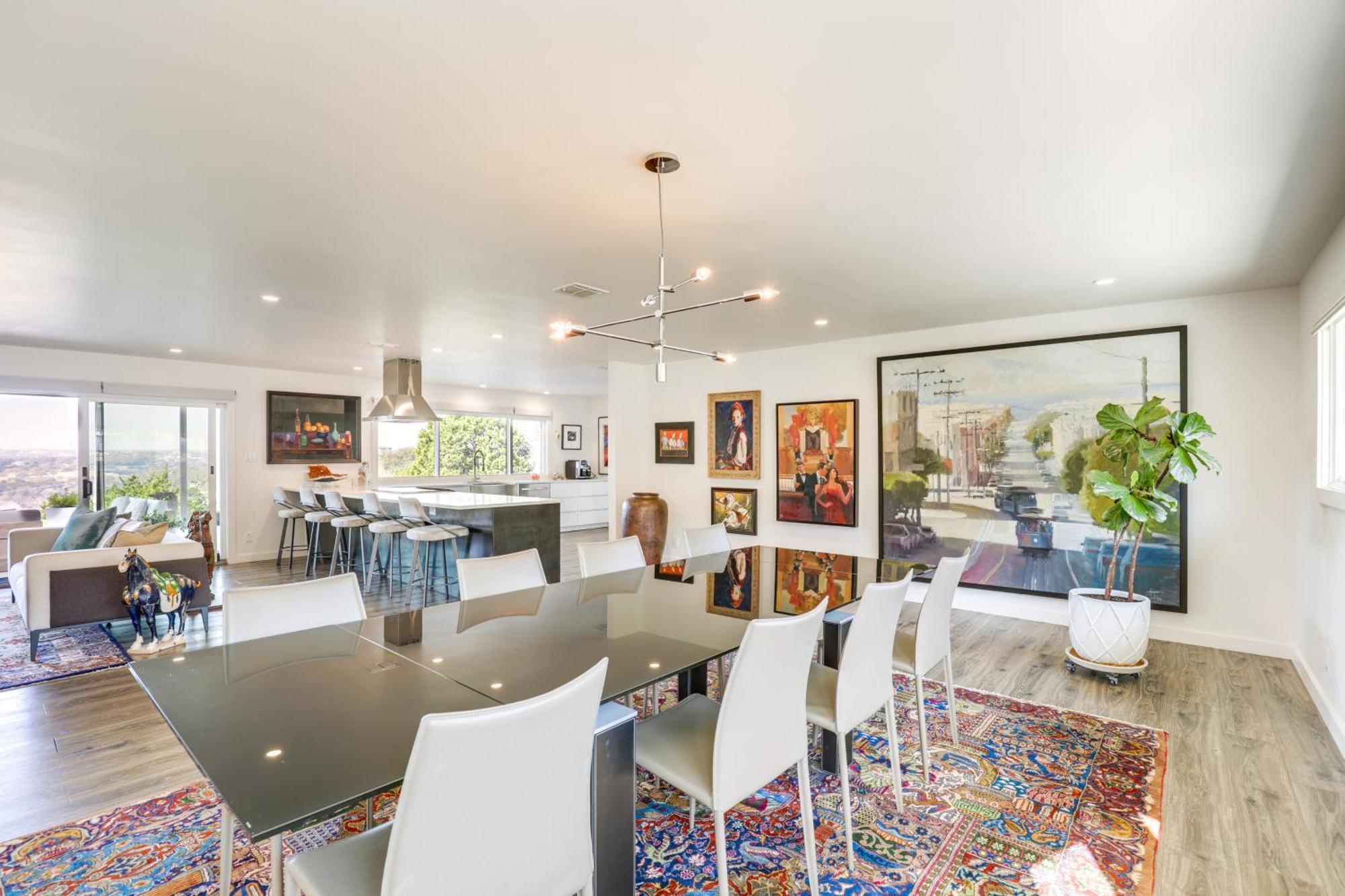 Holiday home Luxe Mid-century With Canyon Views Austin