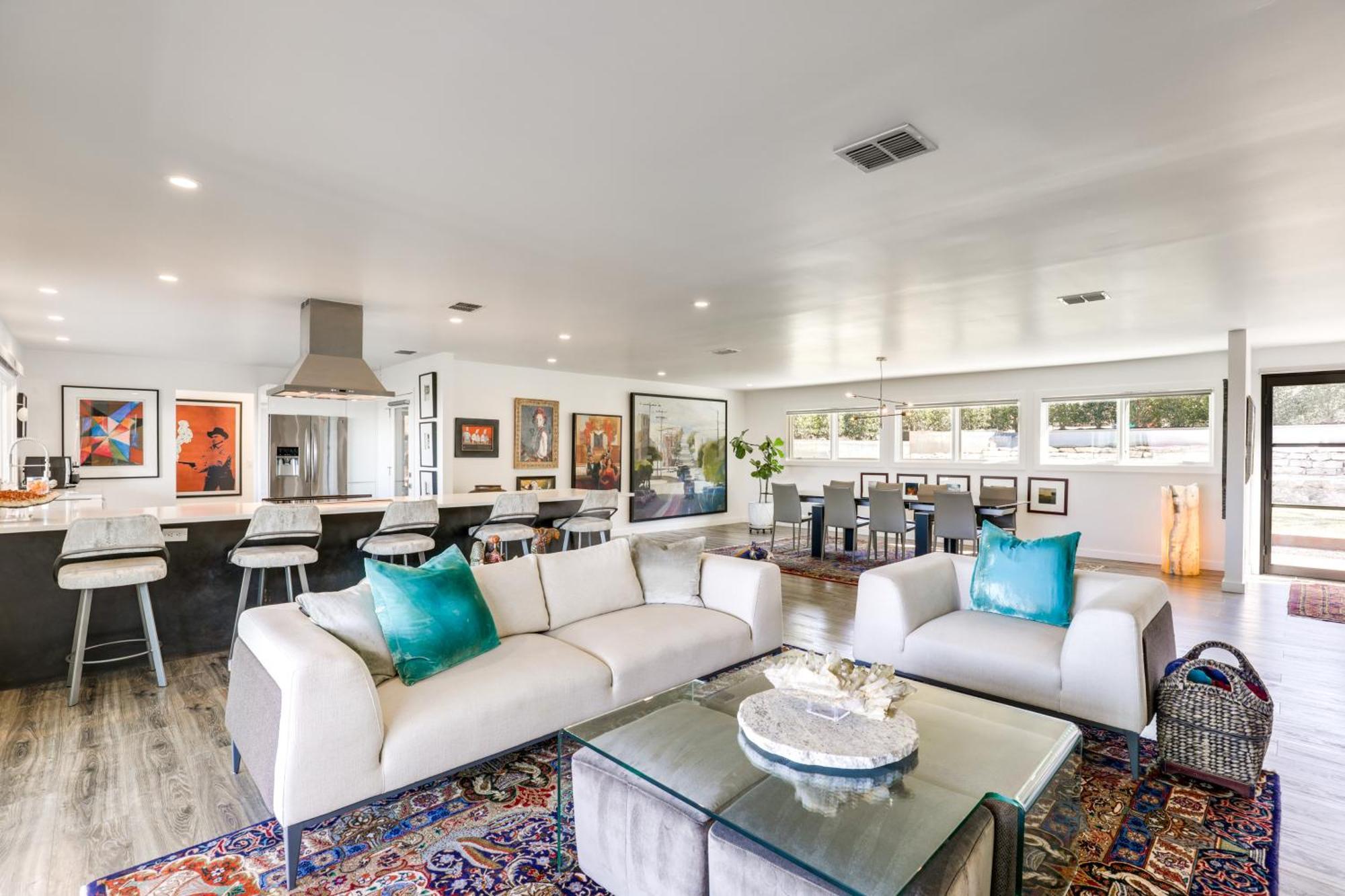 Luxe Mid-century With Canyon Views Austin