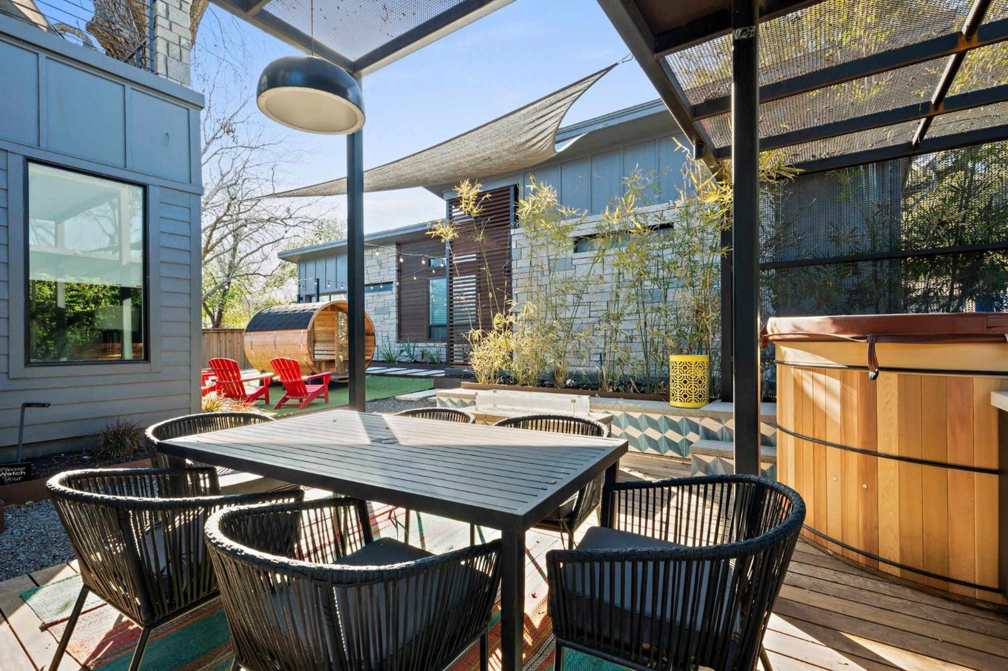 Luxury Compound In South Lamar