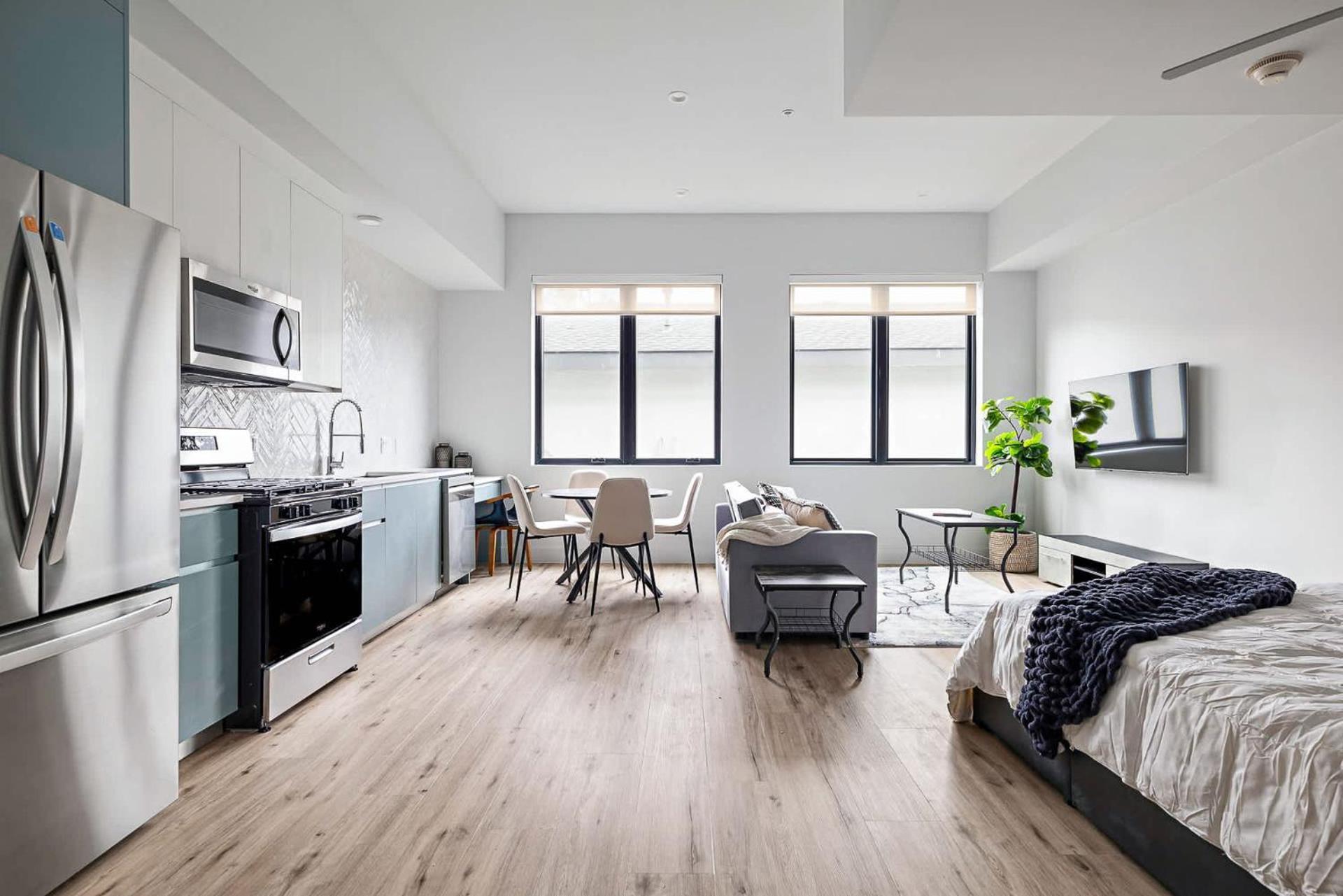 Upstay Newly Renovated Modern Near Soco * Austin