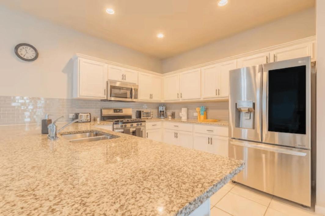 Luxury 3br Retreat, Pool, Near Cota & Airport Holiday home Austin