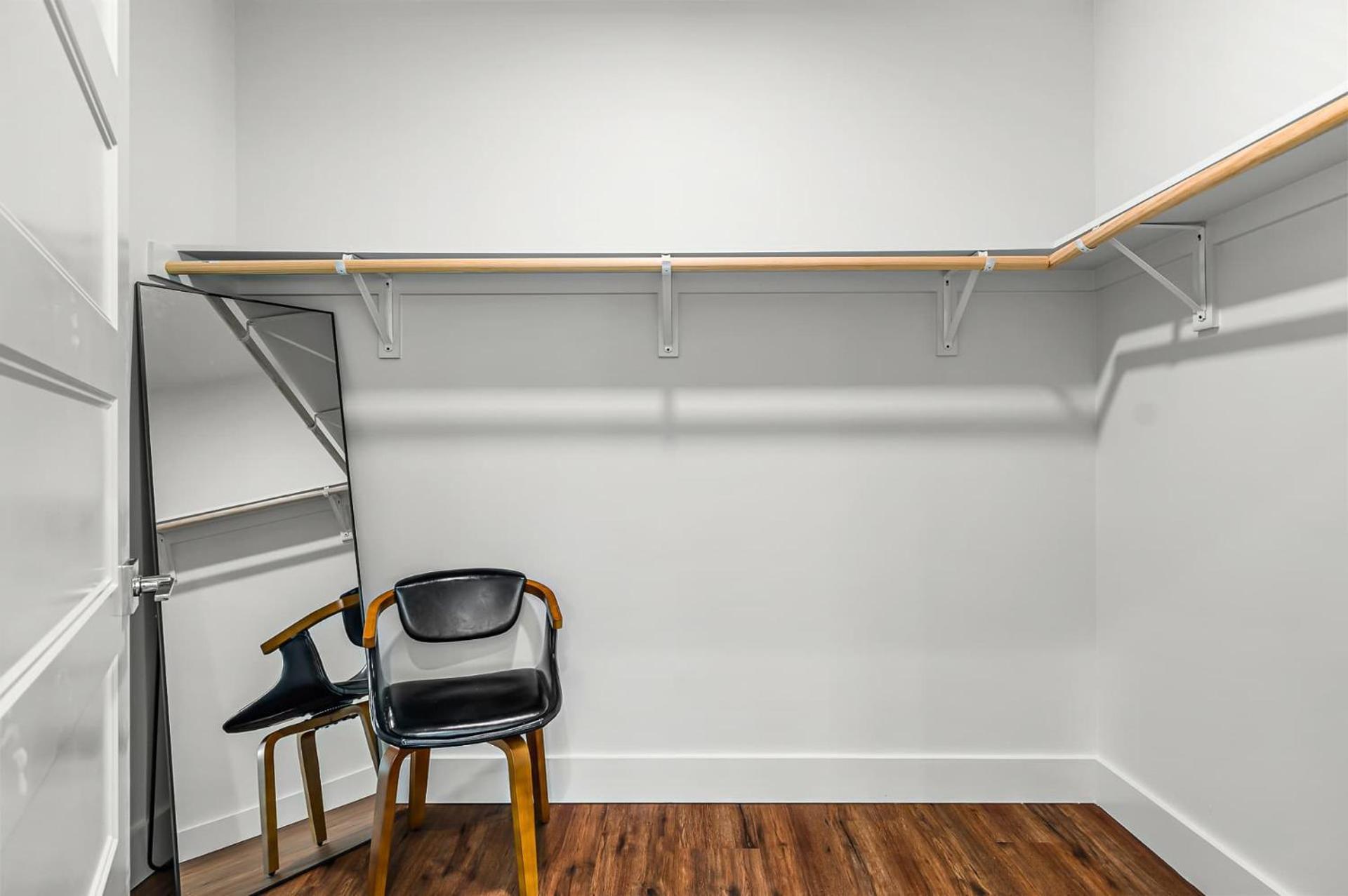 Apartment Upstay Newly Renovated Near Soco