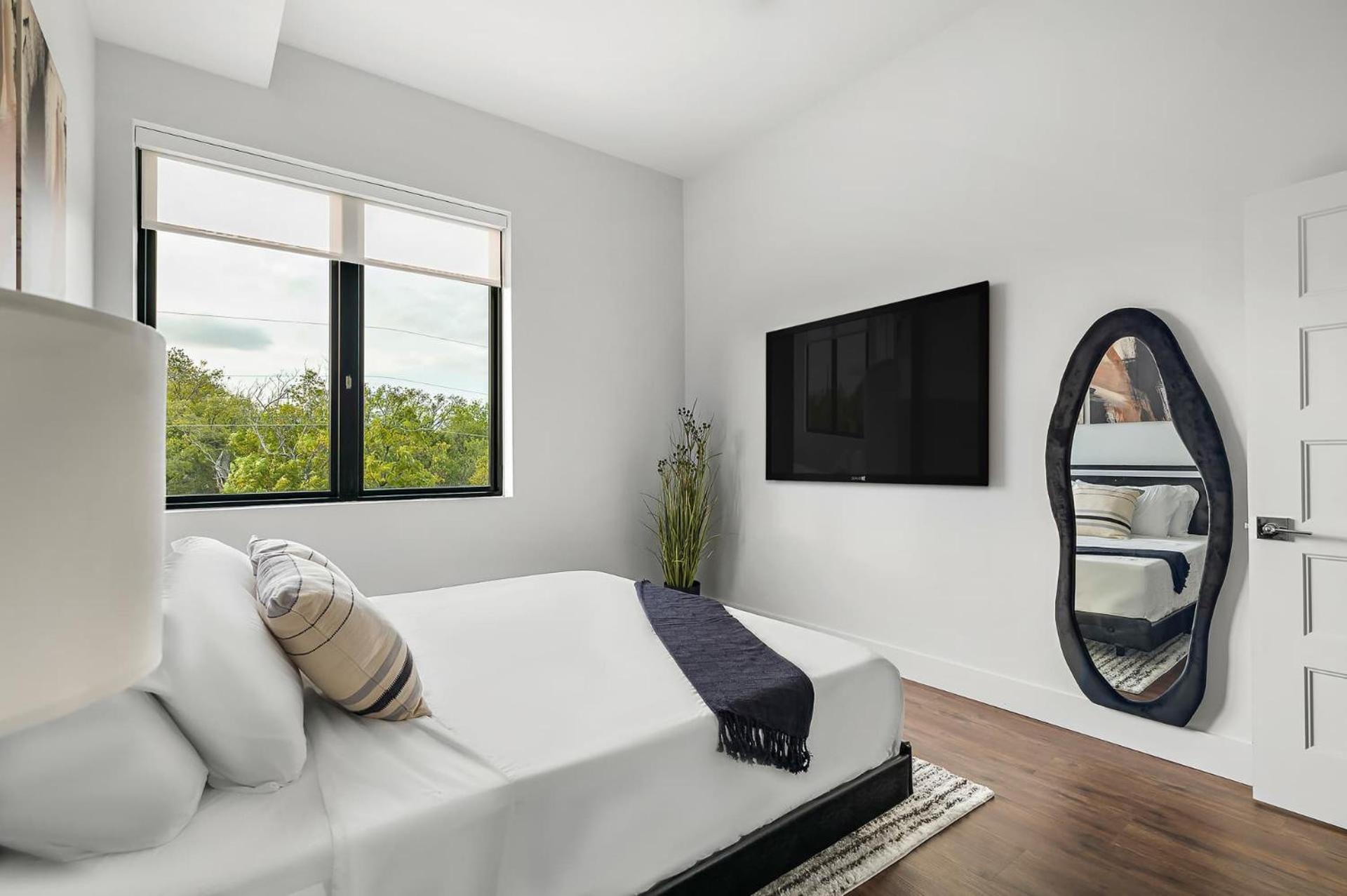 Upstay Newly Renovated Near Soco Apartment Austin