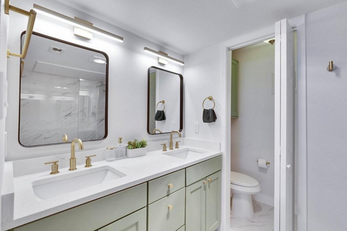 Modern Townhome Austin