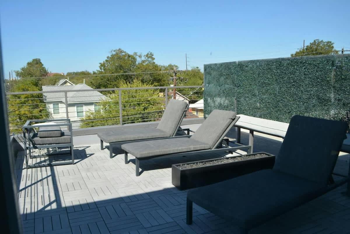 Luxe Penthouse Downtown 6 Patios Two Firepits Ut Apartment *