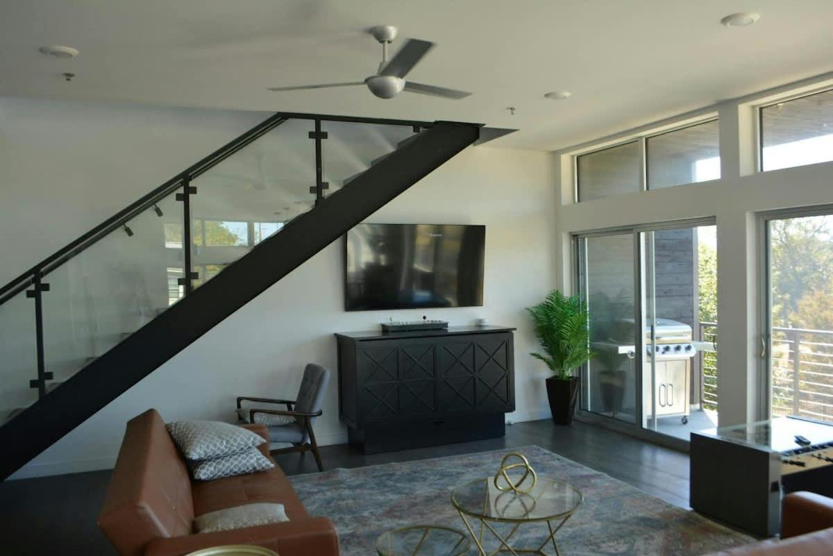Luxe Penthouse Downtown 6 Patios Two Firepits Ut *