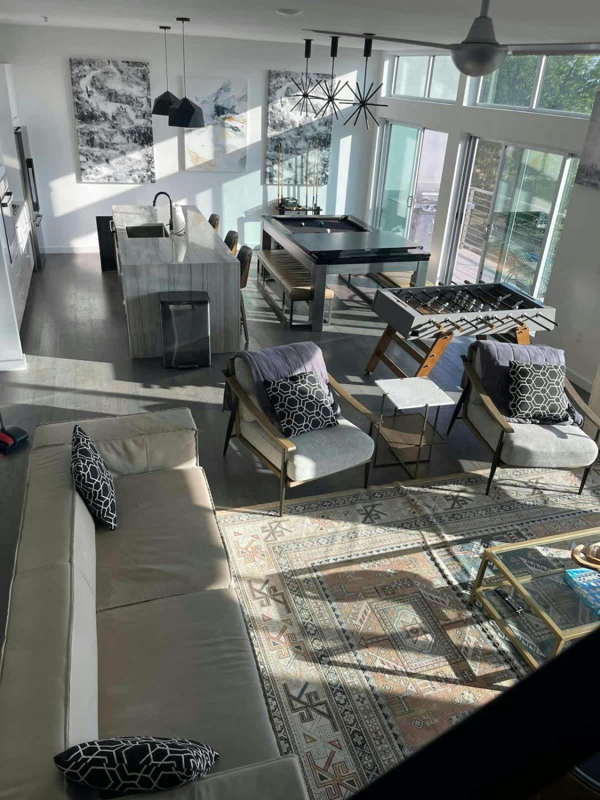 Apartment Luxe Penthouse Downtown 6 Patios Two Firepits Ut