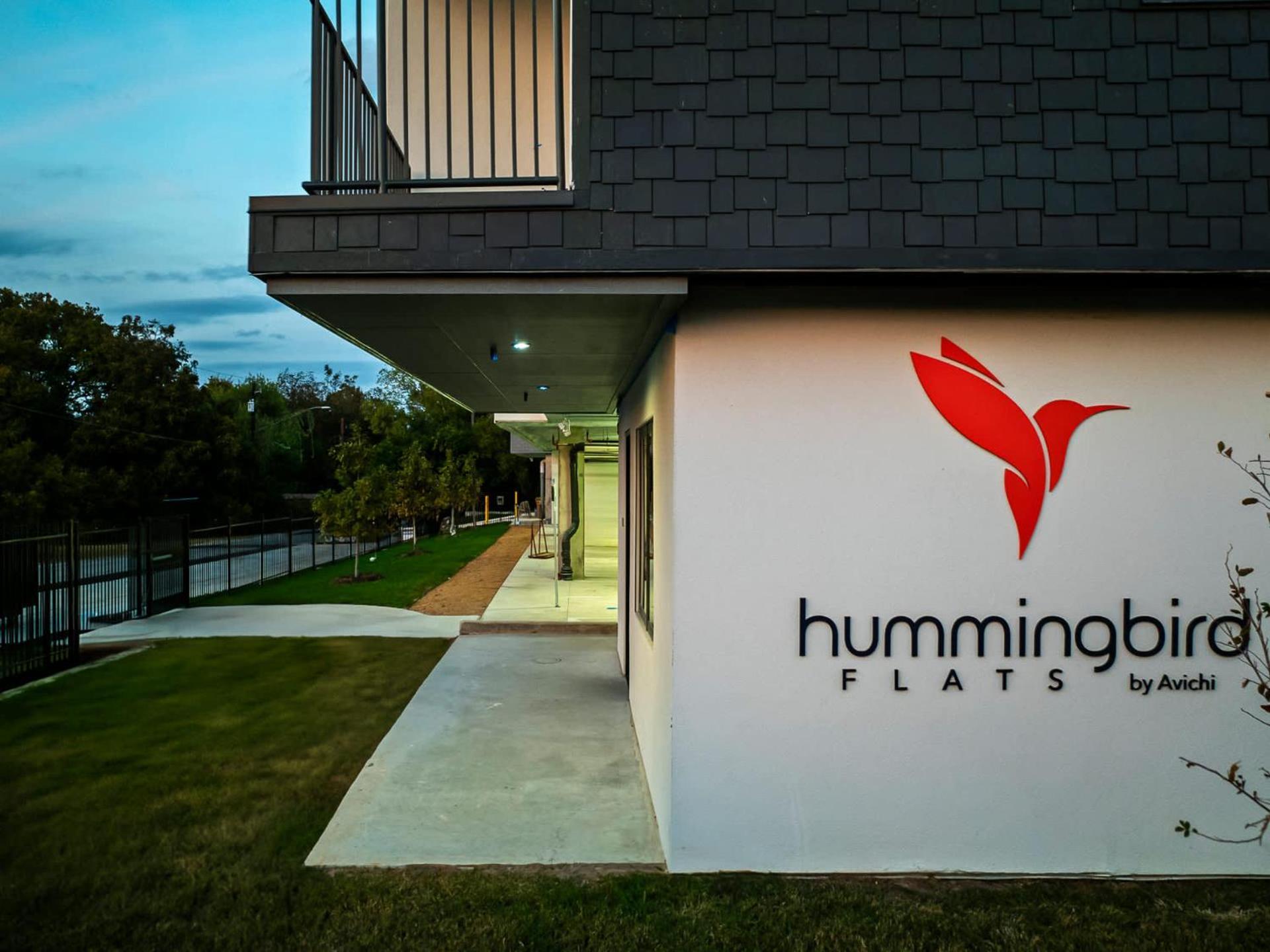 Apartment In Hummingbird Flats *