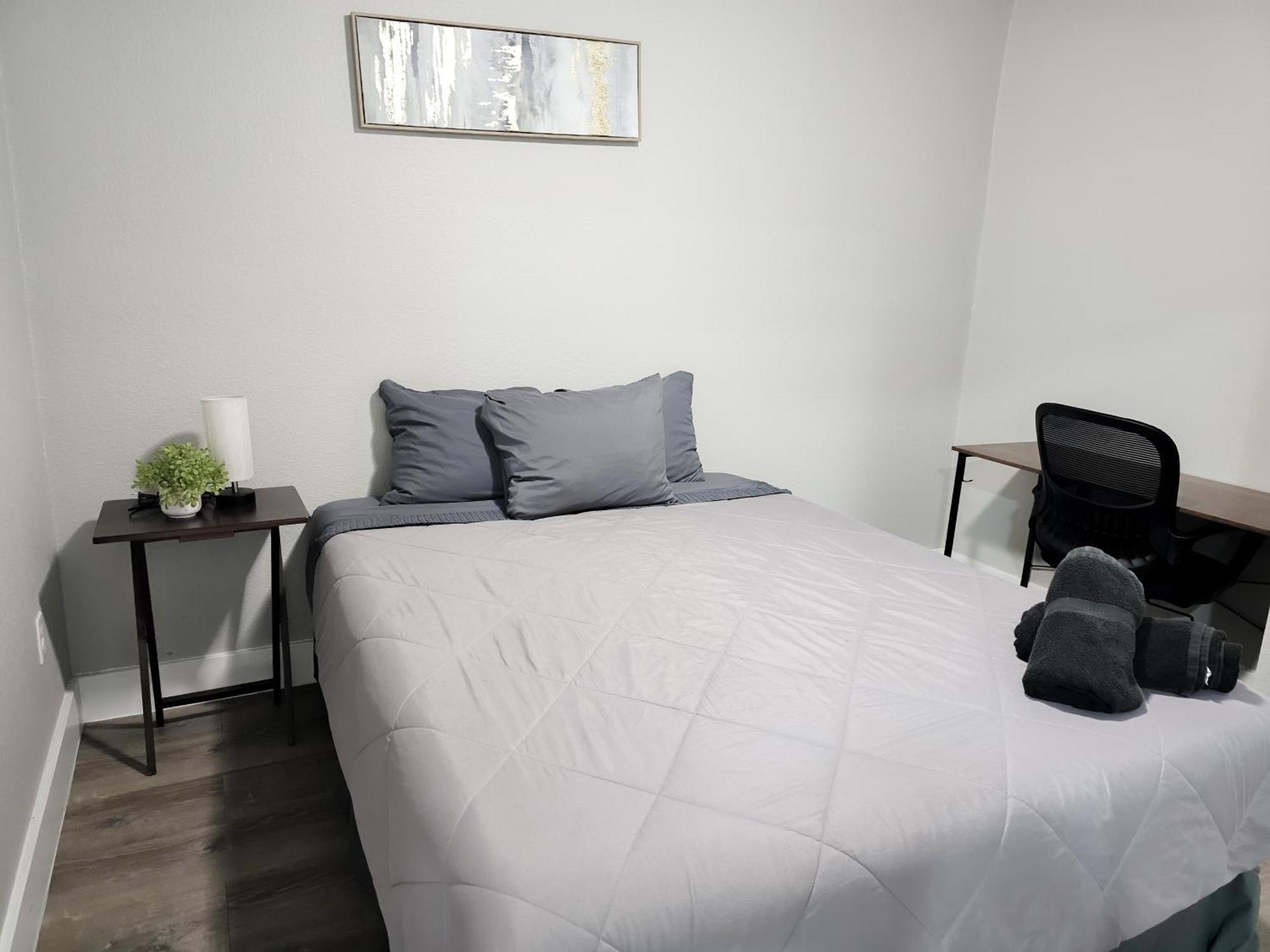 Holiday home Homey 2br Near Dt & Airport