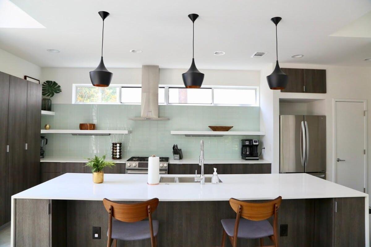Holiday home Stunning Modern W Pool & Hot Tub In Dt