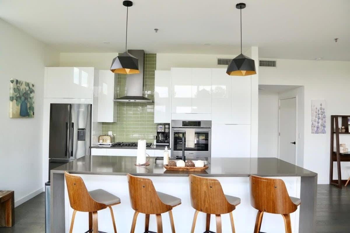 Apartment Game Day Penthouse Steps From Ut Sports Austin