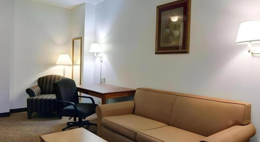 Hotel Quality & Airport 2*
